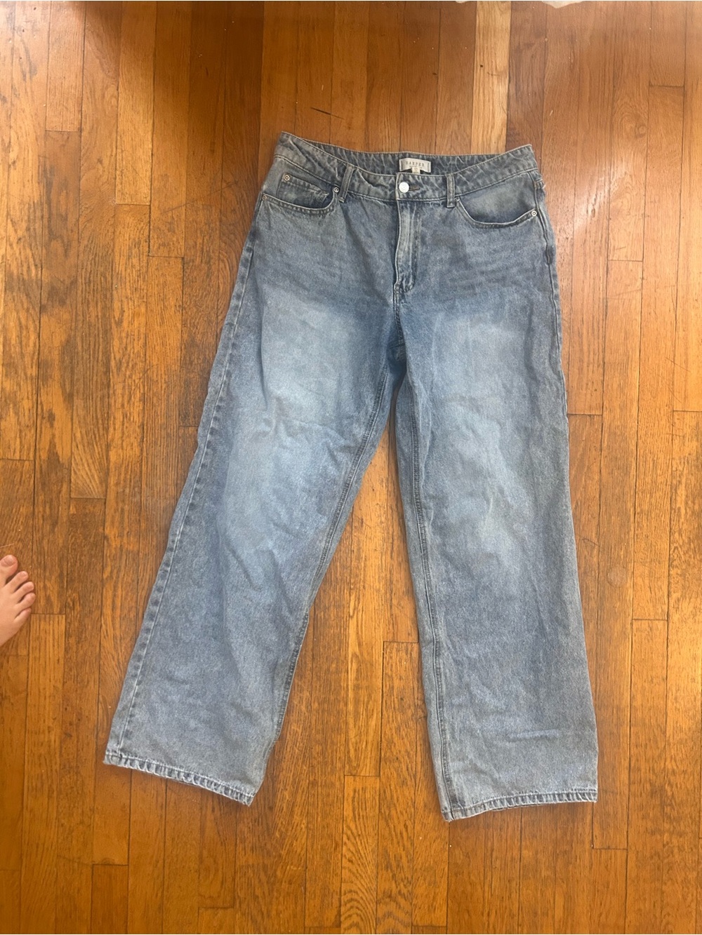 Francesca’s Harper heritage baggy jeans size 29. Blue Jeans